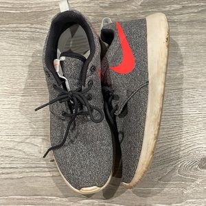 Nike Gray running shoes